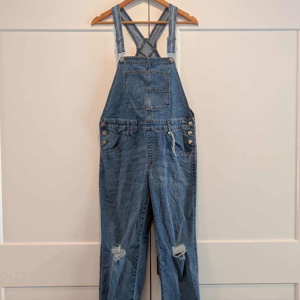 CELEBRITY PINK Women's Distressed Blue Denim Bib Overalls Size Small - Picture 3 of 14